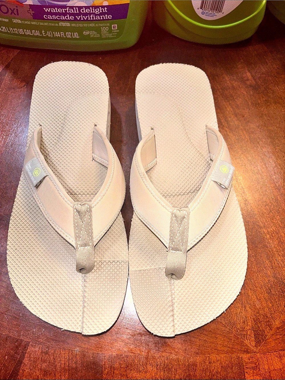 Sanuk Platform Flip Flop Sandals in Beige US 8.5